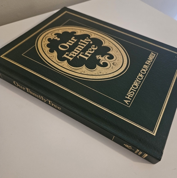 Our Family Tree Vintage Blank Genealogy Book - Picture 8 of 9